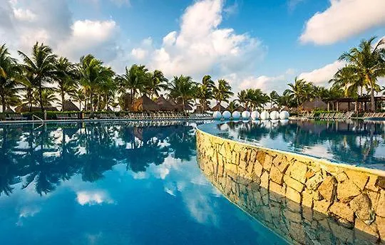 Vidanta Resort *